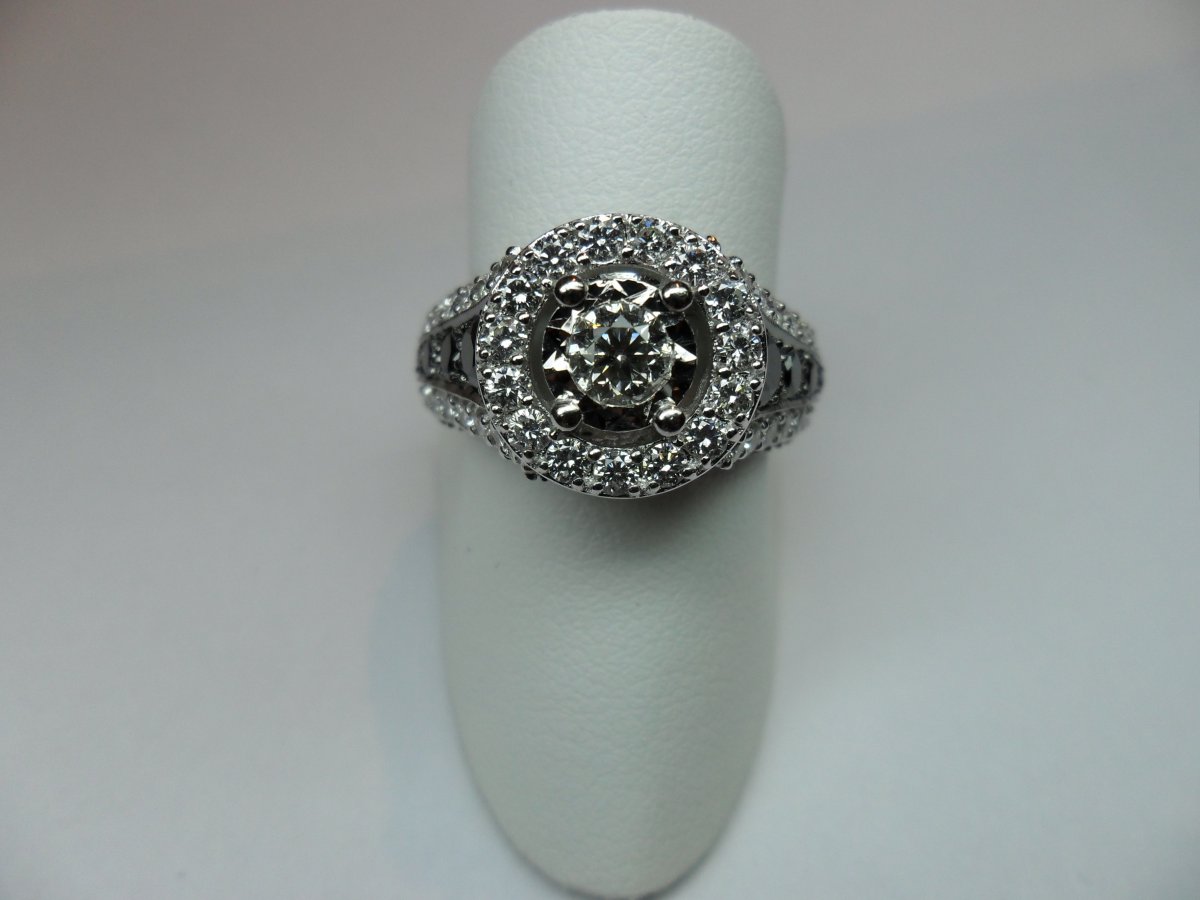 Halo Entourage Ring Witgoud